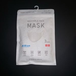 UNIQLO AIRism Washable Face Mask (Pack Of 3)